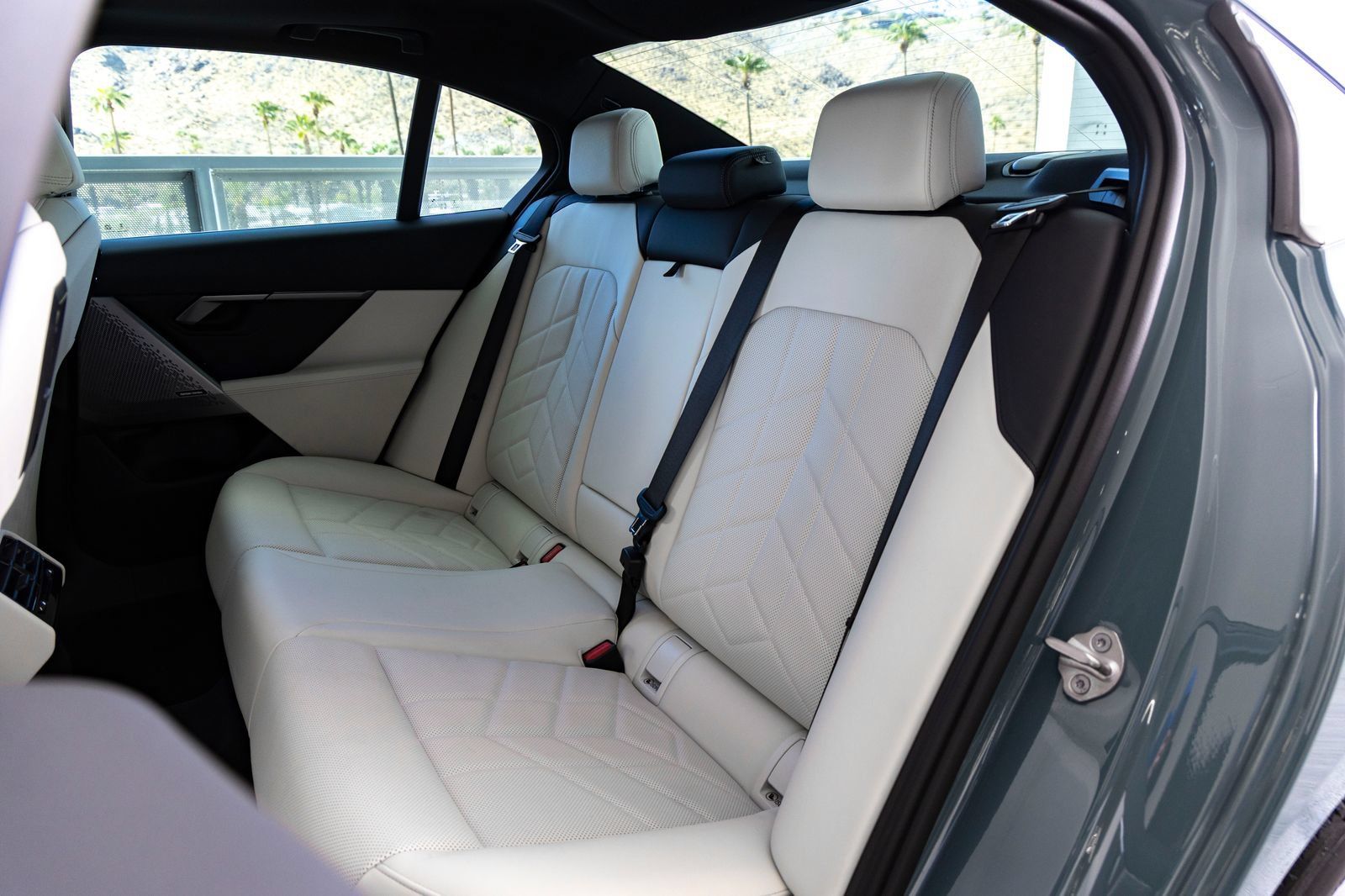 Certified 2024 BMW 530i w/ Convenience Package RWD image 22
