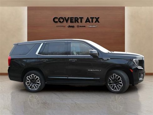 Used 2023 GMC Yukon Denali Ultimate image 6