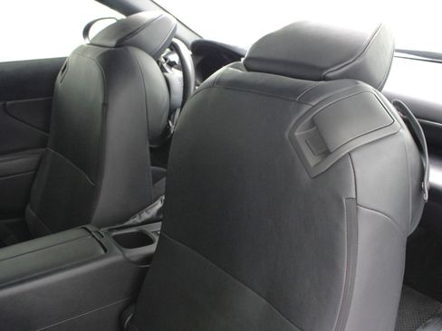 Used 2023 Toyota GR86 Premium image 38