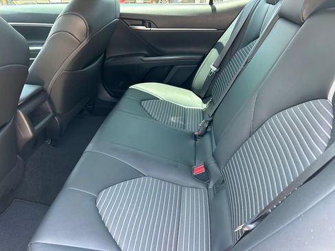 Used 2023 Toyota Camry SE FWD image 14
