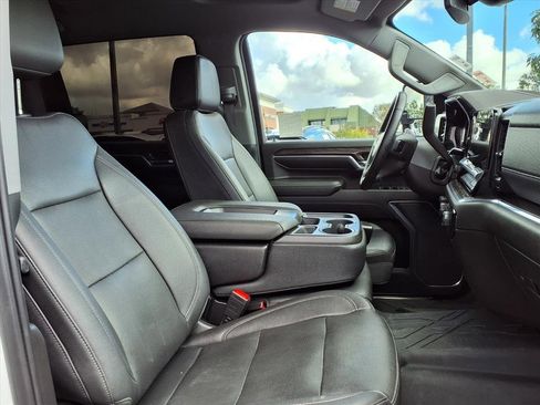 Used 2024 Chevrolet Silverado 2500 LTZ image 23