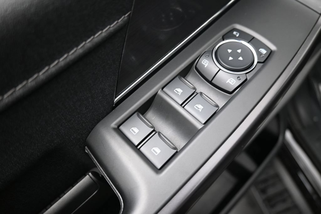 Used 2026 Ford F150 Lariat AWD/4WD image 13