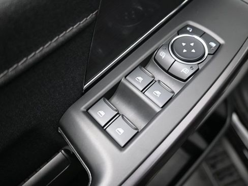 Used 2026 Ford F150 Lariat AWD/4WD image 13
