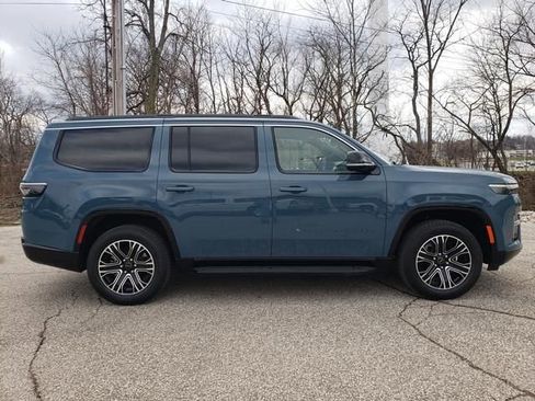 New 2026 Jeep Grand Wagoneer 4WD image 2