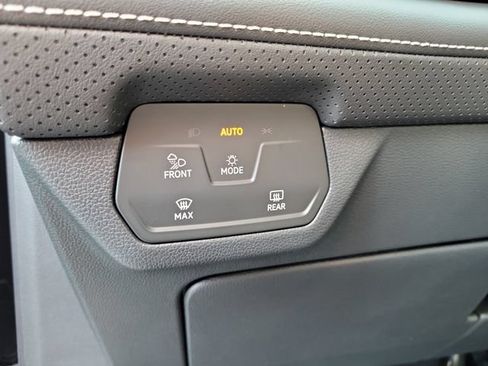 Certified 2026 Volkswagen Atlas SE AWD/4WD image 35
