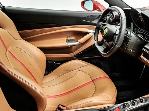 Certified 2021 Ferrari F8 Tributo image 21