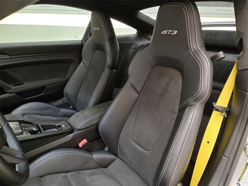 Used 2022 Porsche 911 GT3 image 29