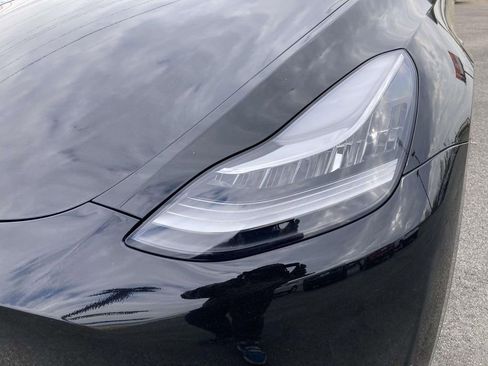 Used 2023 Tesla Model Y Long Range image 10