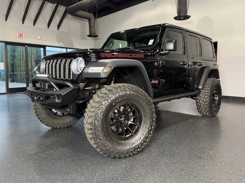Used 2025 Jeep Wrangler Unlimited Rubicon AWD/4WD image 25
