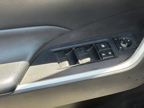 Used 2020 Toyota RAV4 LE w/ All Weather Liner Package FWD image 6