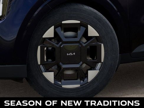 New 2026 Kia Carnival EX image 9