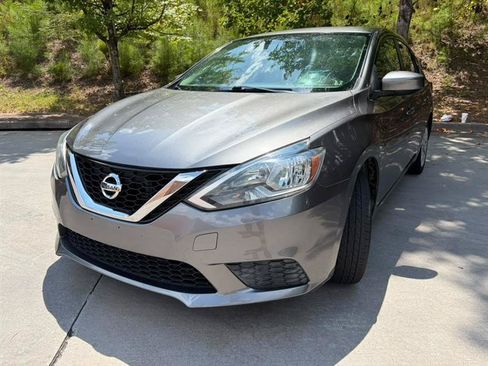 Used 2017 Nissan Sentra S FWD image 3