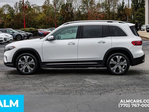 Used 2024 Mercedes-Benz EQB 250+ w/ Winter Package image 9