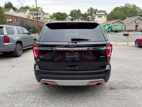 Used 2017 Ford Explorer XLT w/ Equipment Group 202A AWD/4WD image 6