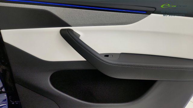 Used 2026 Tesla Model Y AWD image 36