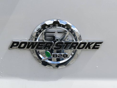 Used 2016 Ford F350 Lariat w/ Lariat Interior Package AWD/4WD image 43