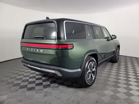 Used 2024 Rivian R1S Adventure AWD/4WD image 5