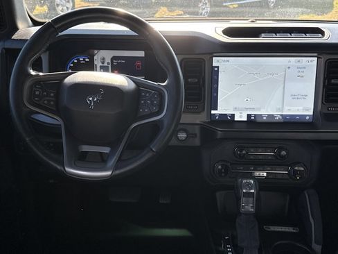 Used 2022 Ford Bronco Outer Banks image 4