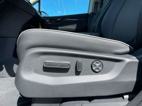 New 2026 Honda Odyssey Touring image 24