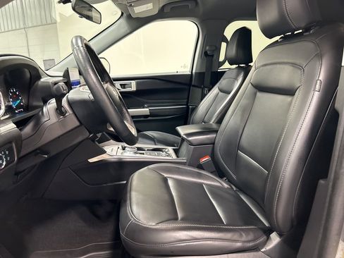 Certified 2023 Ford Explorer XLT w/ Equipment Group 202A image 12