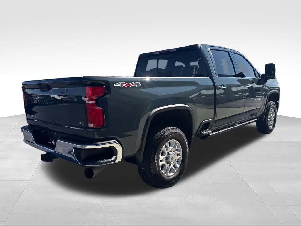 Used 2025 Chevrolet Silverado 2500 LTZ w/ LTZ Convenience Package AWD/4WD image 6