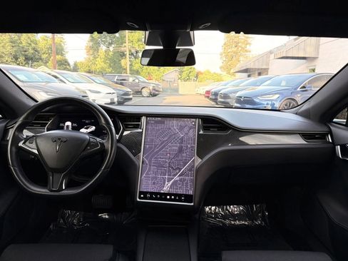 Used 2018 Tesla Model S 75D AWD/4WD image 9