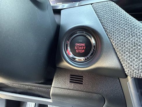 New 2026 Subaru Outback Limited AWD/4WD image 33