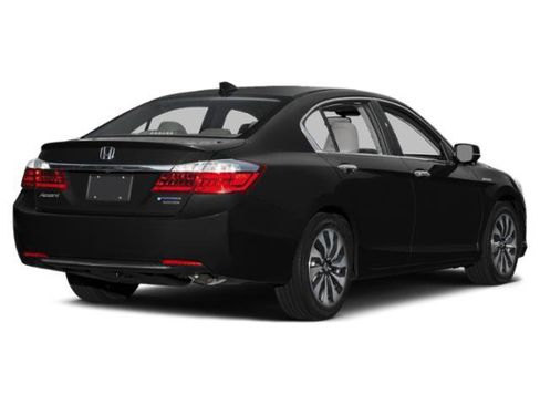 Used 2015 Honda Accord Touring image 2