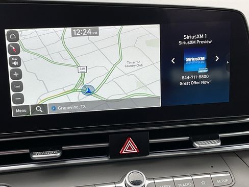 Used 2025 Hyundai Elantra SEL image 30