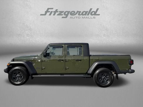 Used 2021 Jeep Gladiator Sport w/ Trailer Tow Package AWD/4WD image 5