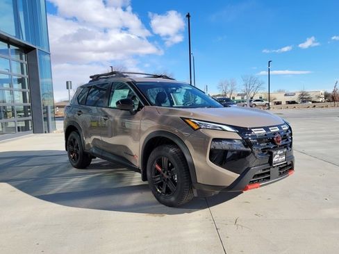 New 2026 Nissan Rogue SV image 4