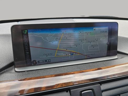 Used 2015 BMW 428i xDrive Convertible AWD/4WD image 8