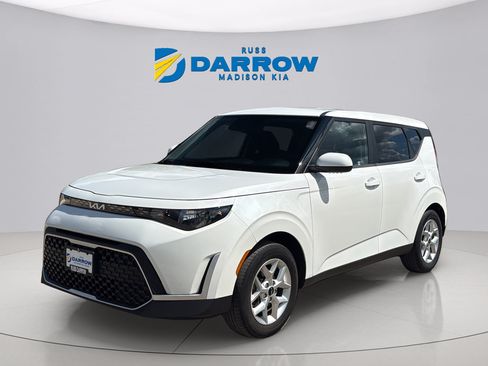 Certified 2023 Kia Soul LX w/ Option Group 015 FWD image 1