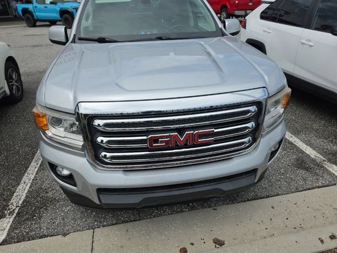 Used 2018 GMC Canyon SLE w/ Trailering Package AWD/4WD image 3