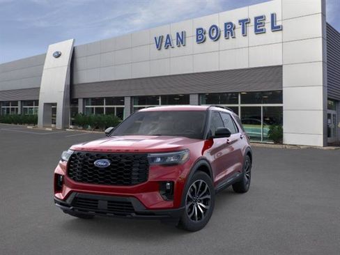 New 2026 Ford Explorer ST-Line image 2