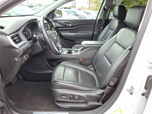 Certified 2023 GMC Acadia SLT image 15