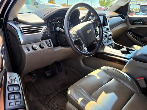 Used 2017 Chevrolet Tahoe LT w/ LT Signature Package AWD/4WD image 18