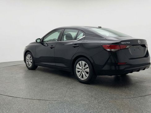 Used 2025 Nissan Sentra S image 6