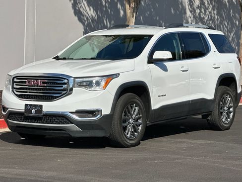 Used 2018 GMC Acadia SLT image 8