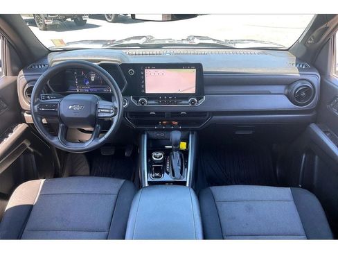 Used 2023 Chevrolet Colorado Trail Boss w/ Technology Package AWD/4WD image 17