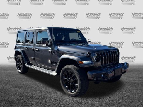 Used 2021 Jeep Wrangler Unlimited Sahara AWD/4WD image 2