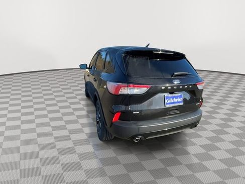 Used 2022 Ford Escape SE w/ SE Sport Appearance Package image 7