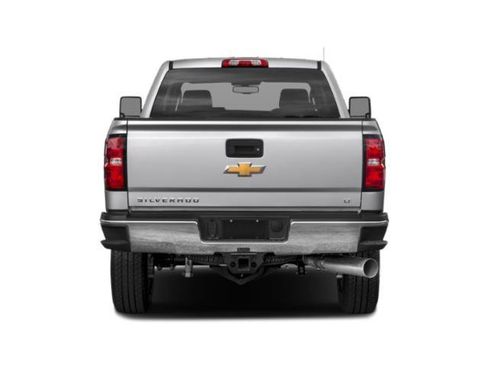 Used 2015 Chevrolet Silverado 2500 LT w/ LT Convenience Package AWD/4WD image 8