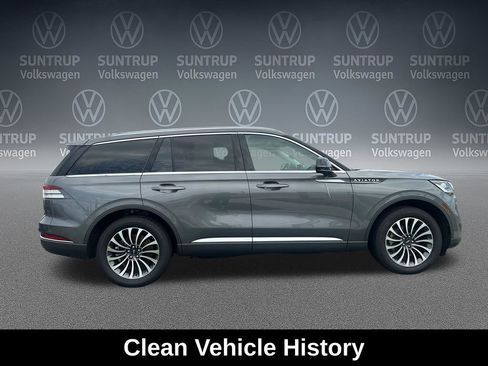 Used 2023 Lincoln Aviator Reserve AWD/4WD image 6
