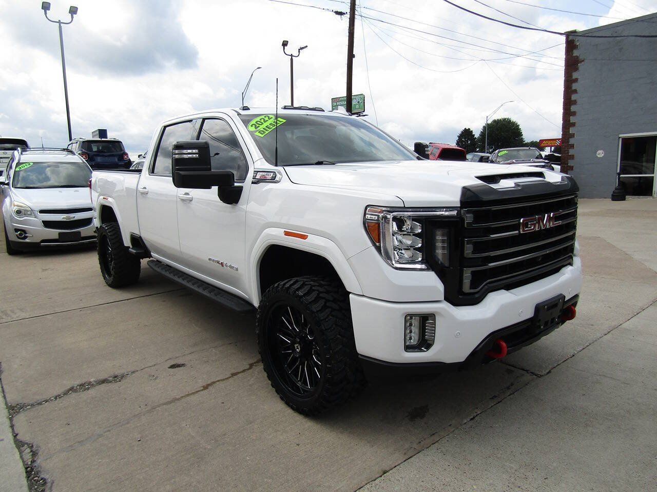 Used 2022 GMC Sierra 2500 AT4 w/ AT4 Premium Plus Package AWD/4WD image 2