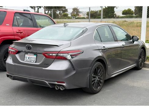 Used 2024 Toyota Camry XSE FWD image 5