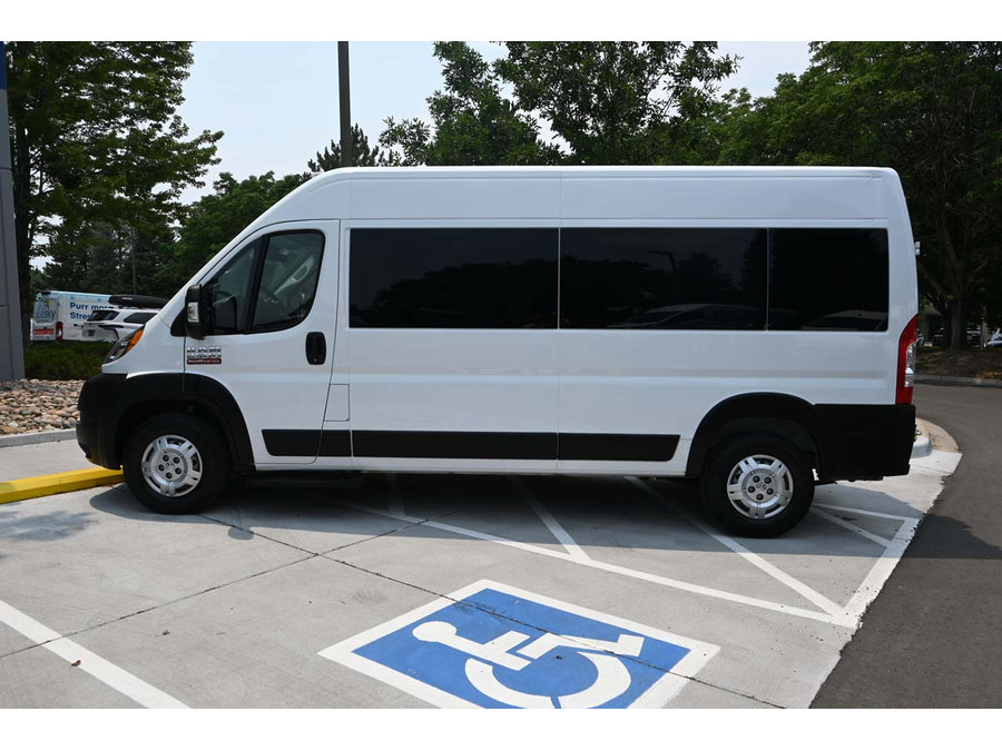 Used 2022 RAM ProMaster 2500 w/ Convenience Group FWD image 9