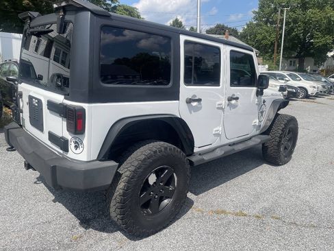 Used 2014 Jeep Wrangler Unlimited Sport w/ Quick Order Package 24S AWD/4WD image 5