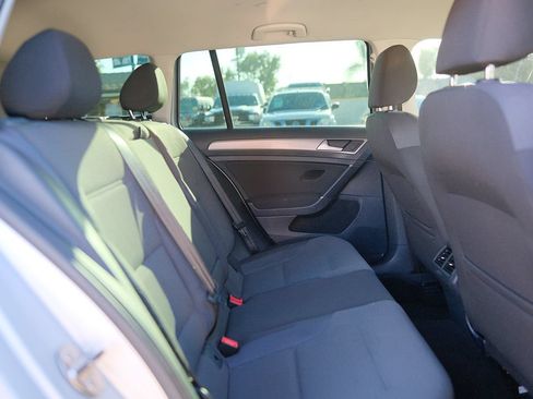 Used 2016 Volkswagen Golf SE FWD image 30