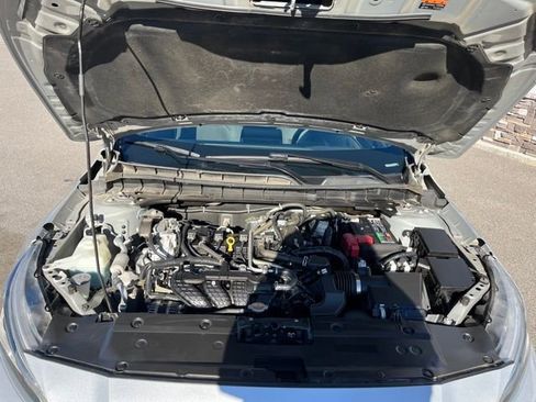 Used 2022 Nissan Altima 2.5 SV FWD image 25